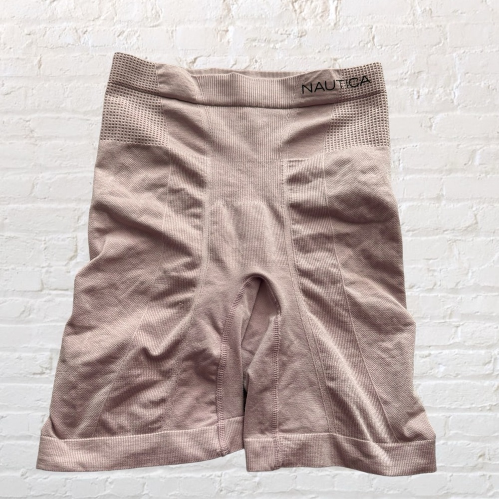 🛍🏙3️⃣ for $1️⃣5️⃣ 🆕 Nautica Intimates 7” beige high waisted shapewear shorts
